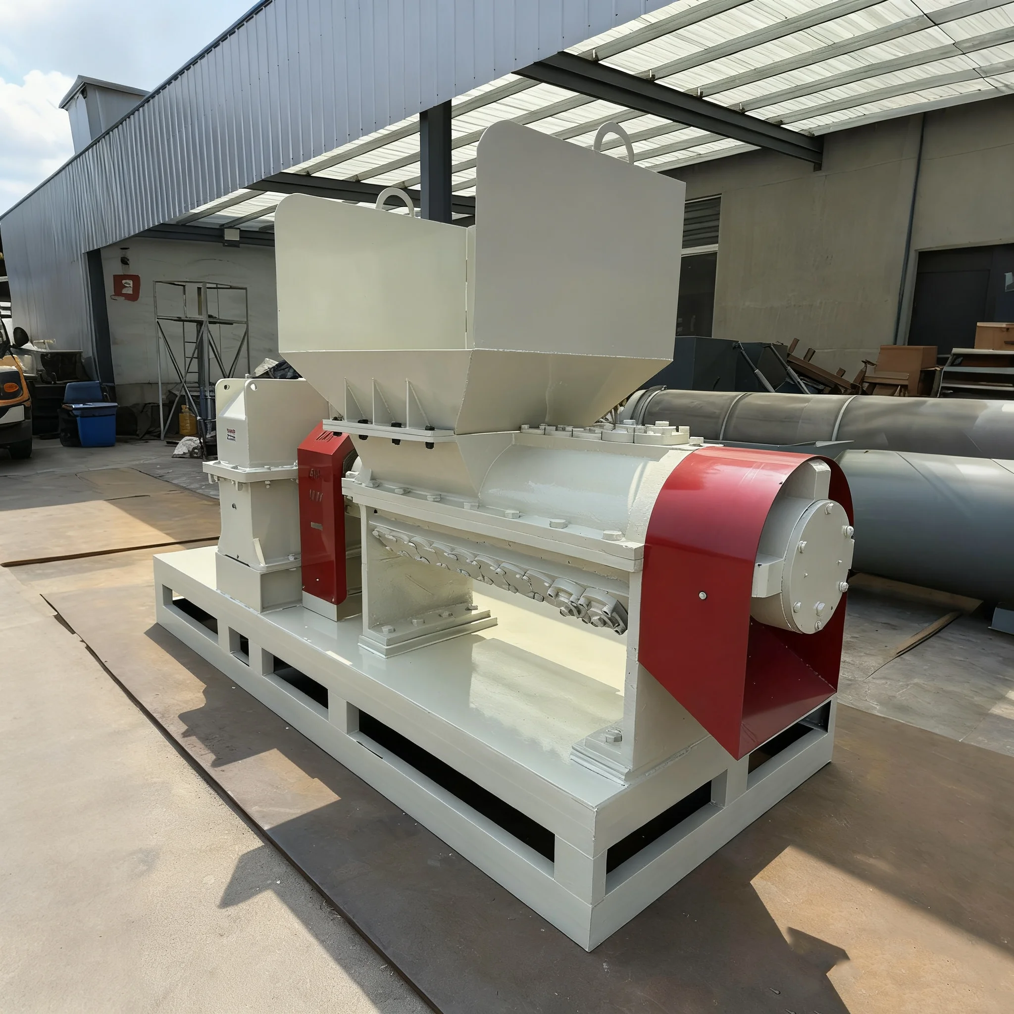 Large Scale Spiral Grinder With Safety Protection for Industrial Manufacturing Processes