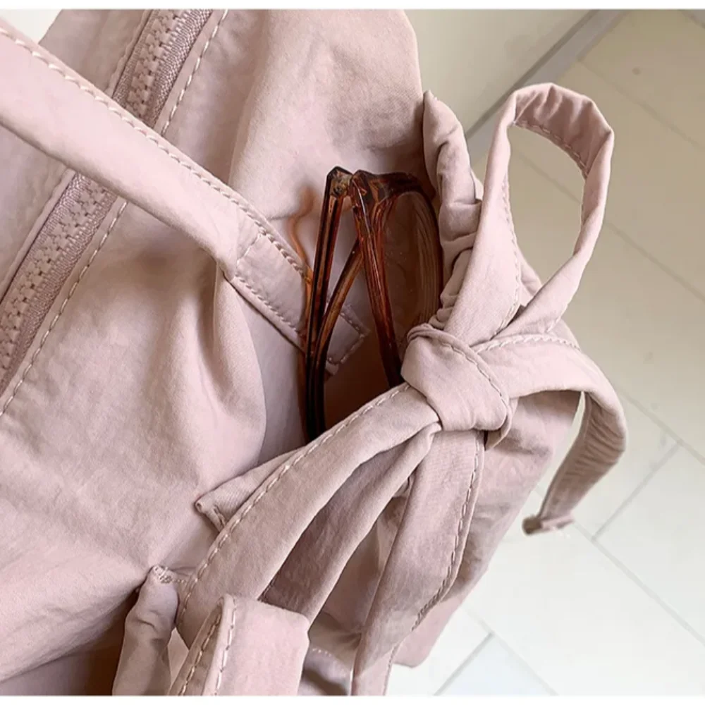 Women Casual Tote Handbag Zipper Closure Fashion Shoulder Purse Solid Color Nylon Grocery Purse Girls Outdoor Daily Bag