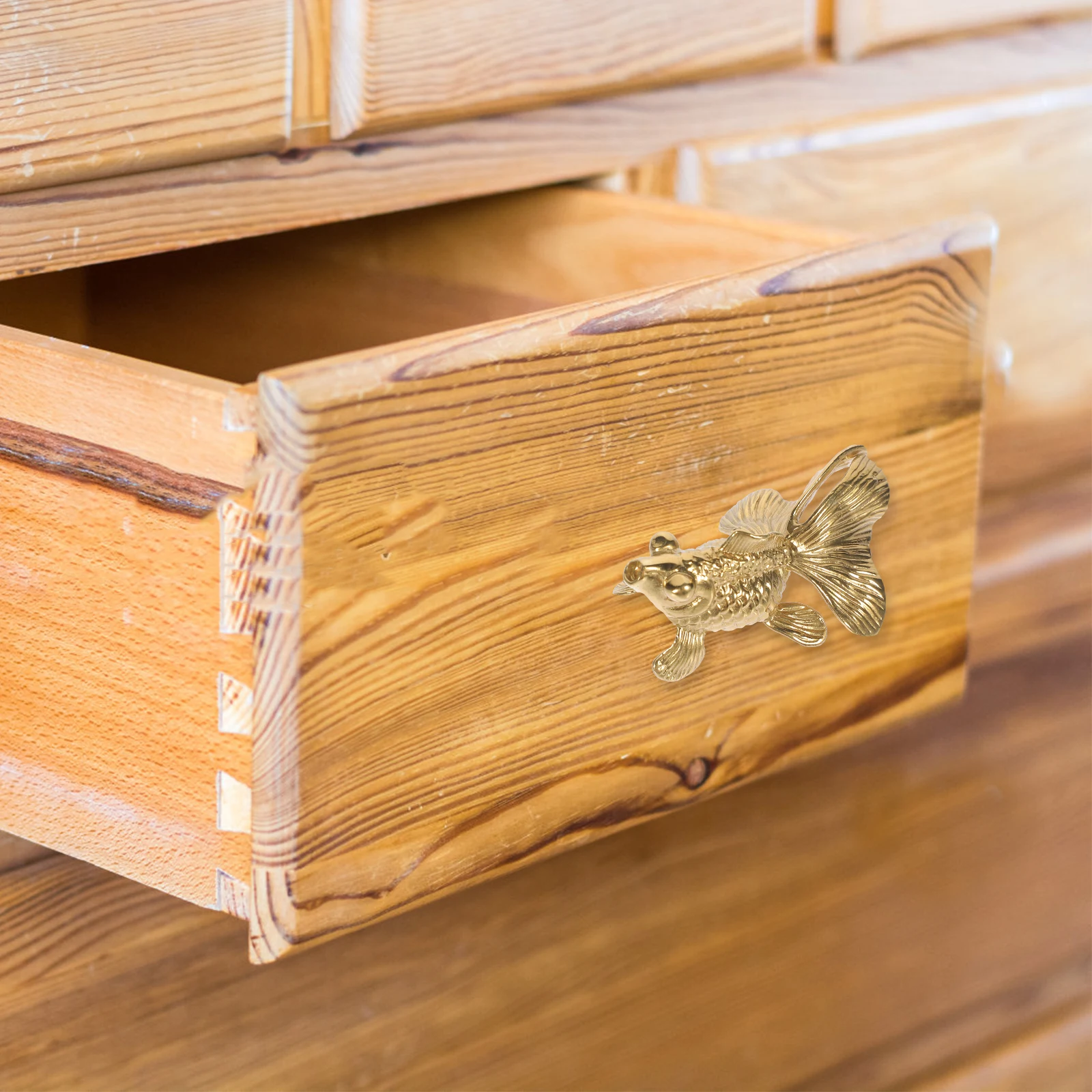 

Metal Goldfish Cabinet Knob Decorative Brass Drawer Dresser Pulls Long Lasting Service Furniture Animal Drawer Knobs