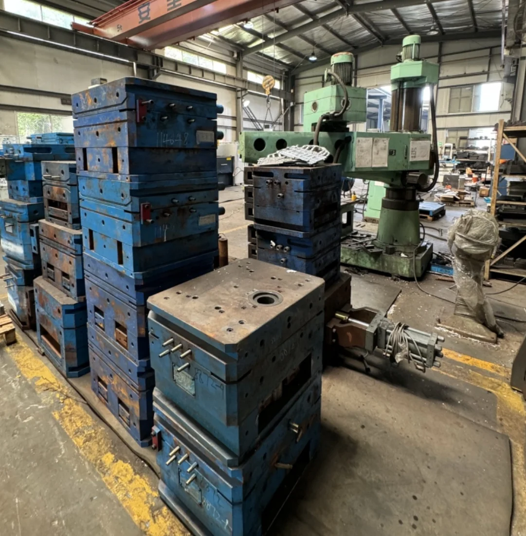 Custom CNC Machining Complete Process Flow Die Casting Mold Service for Wire Cut Deburring for Aluminum Alloy Customizable