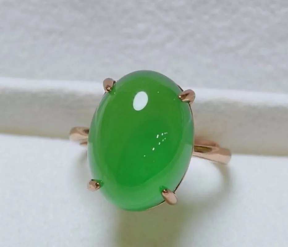 Wholesale Fashion Ice Type Emperor Green Jadeite Inlaid Exquisite Women\'s Ring
