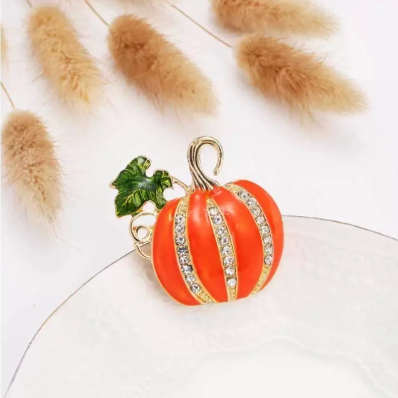 6pcs/pack Rhinestone Pumpkin Brooch Enamel Fall Harvest Pin for Thanksgiving Party Wear Holiday Jewelry Thankful Gift for Women