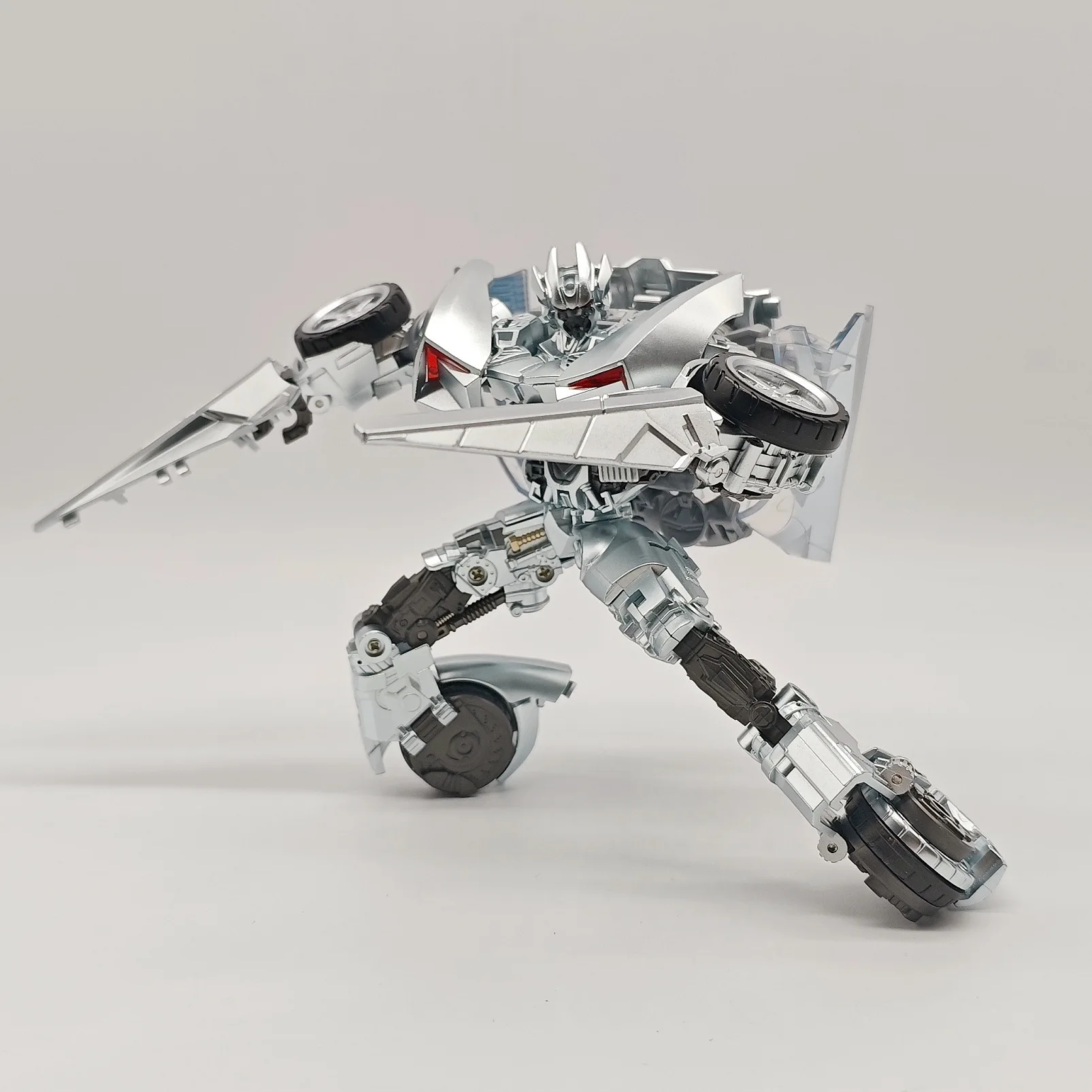 16 cm großer, verwandelbarer Roboter HP-01 War Dancer, fein bemalte Sideswipe-Actionfigur, Corvette Assassin Sportwagen, verformbares Modellspielzeug – Detail 4