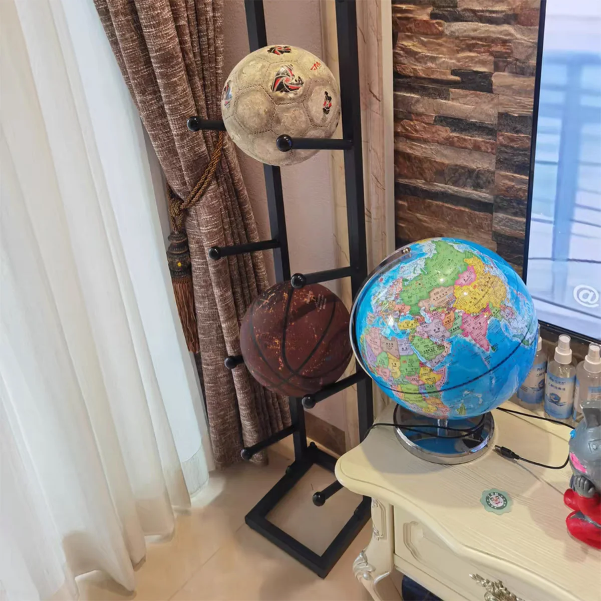 Portaoggetti per palline multistrato personalizzato Porta basket verticale Porta palline da garage per calcio Rugby Pallavolo