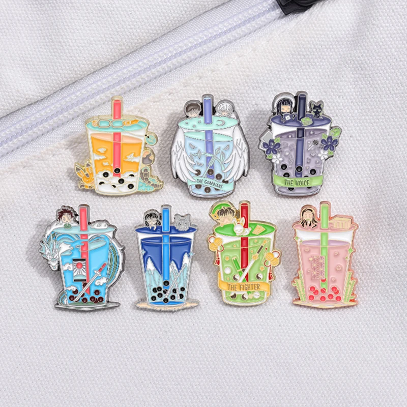 Cute Drink Enamel Brooch Blueberry Milk Tea Strawberry Yamagawa Wave Dragon Wings Milk Tea Cup Metal Badge Punk Pin Jewelry Gift