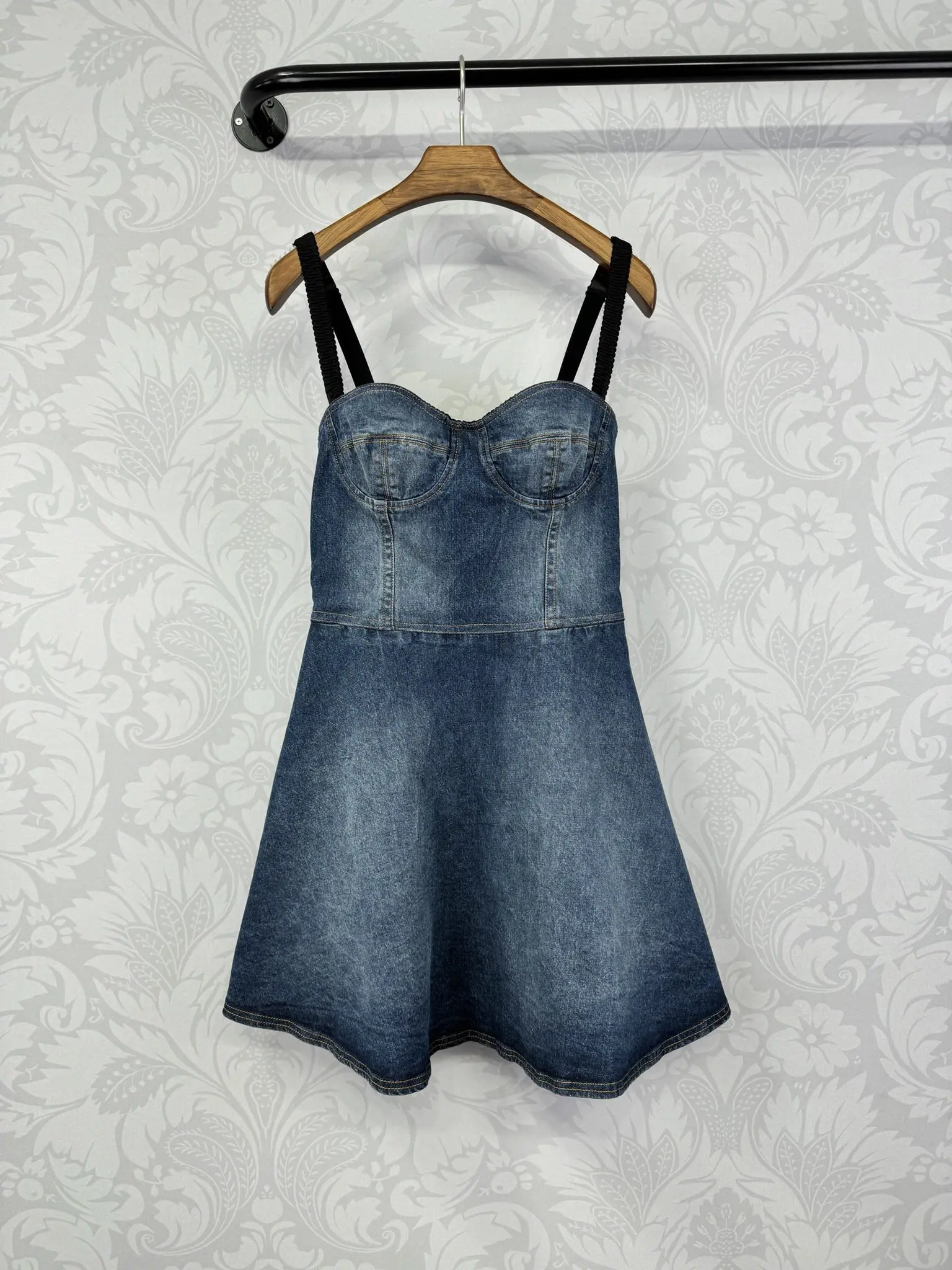 

2024 Women's Clothing simple denim suspender skirt Spring Summer New 401