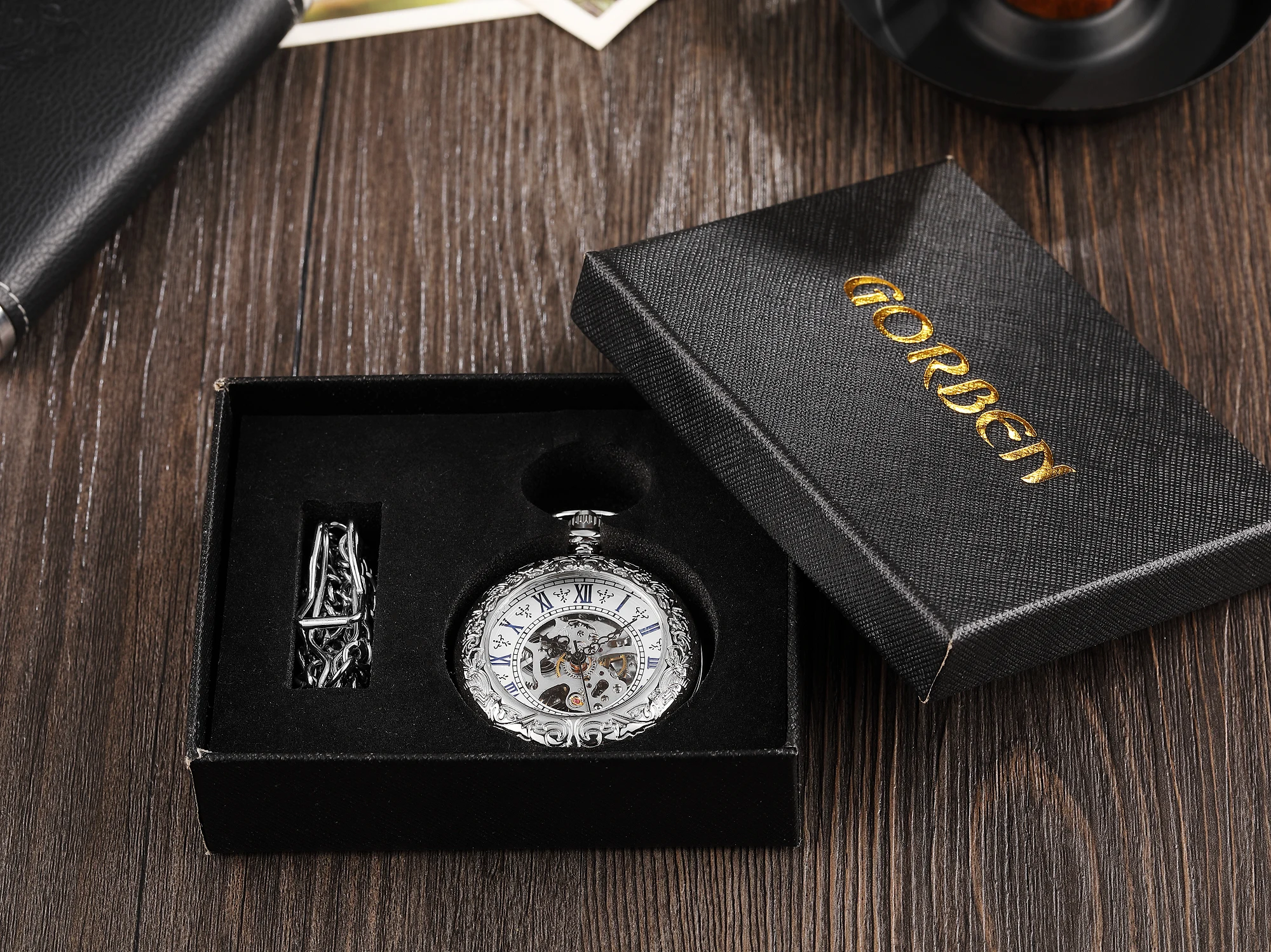 Luxury Silver Roman Numerals Machinery Pocket Watch Chain Men Women Hollow Vintage Pendant Necklace Best Gifts for Men Women