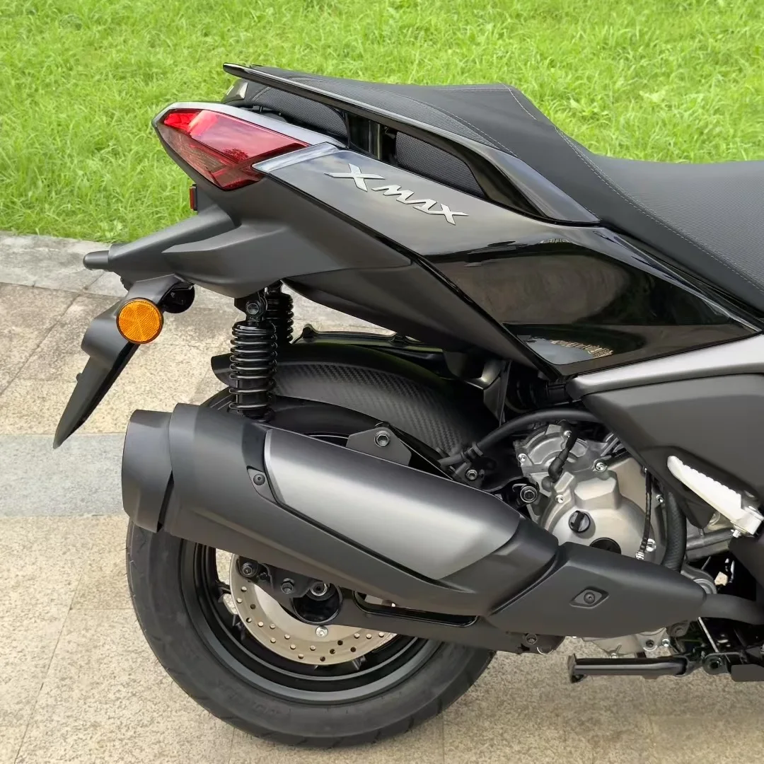 

Motorcycle For YAMAHA XMAX 300 250 XMAX300 X-MAX300 X-MAX 300 250 2025 Modified Rear Fender Mudguard Splash Guard Hugger Cover