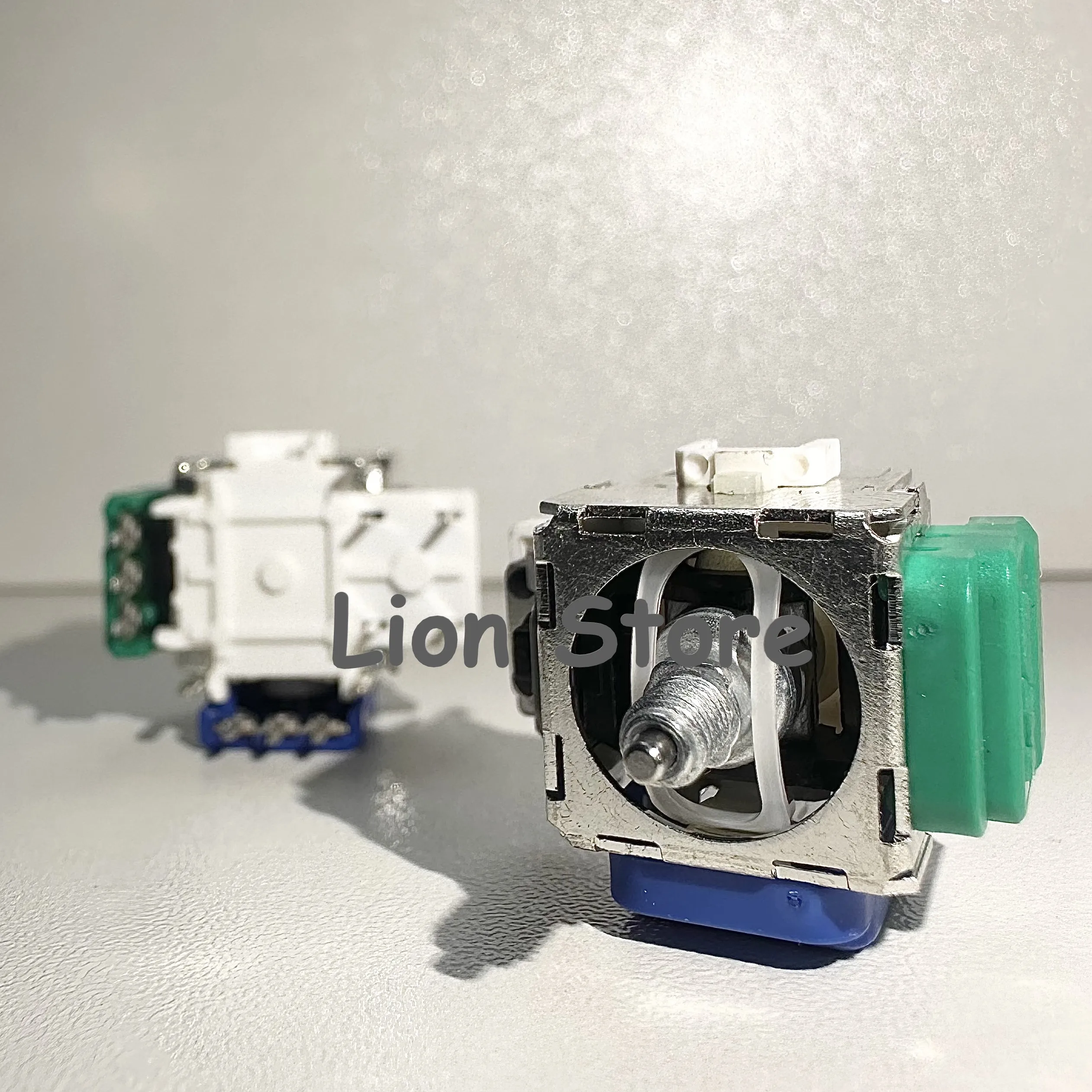 10-100 قطعة/الوحدة ل Xbox One Elite 2 TMR عصا التحكم المغناطيسية لقاعة العمر 10 مليون مرة