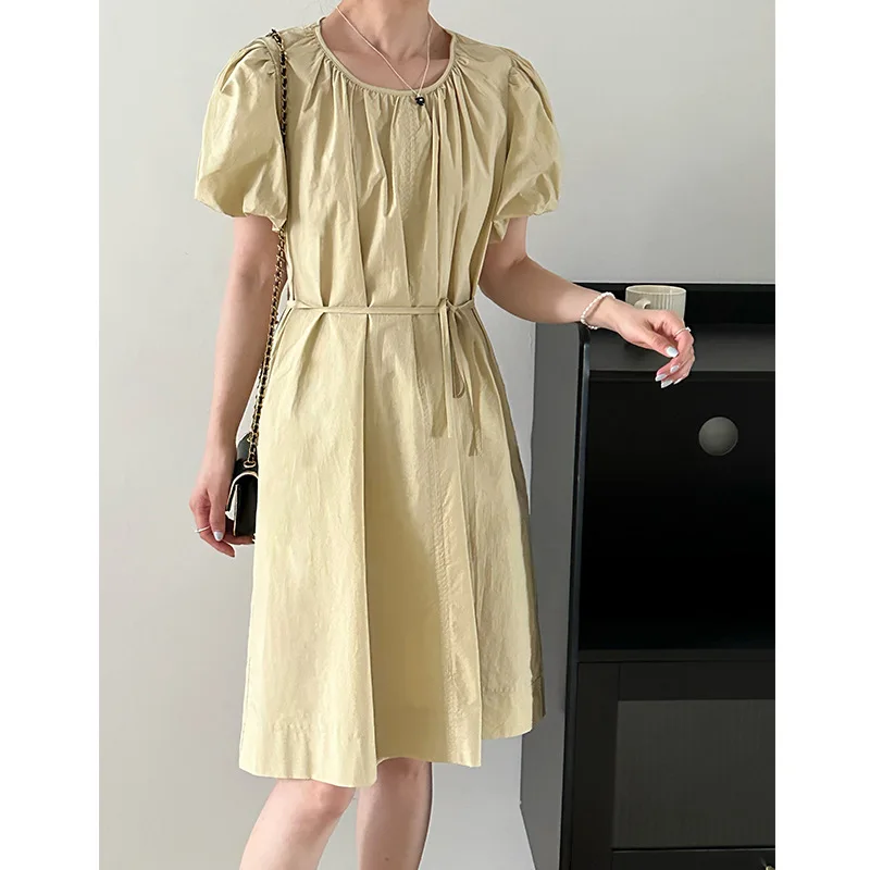 

Women's Summer Dresses Japan and Korea Casual Versatile Knee-length Dress Round Neck Bubble Sleeve Loose Tie Backless Dresses