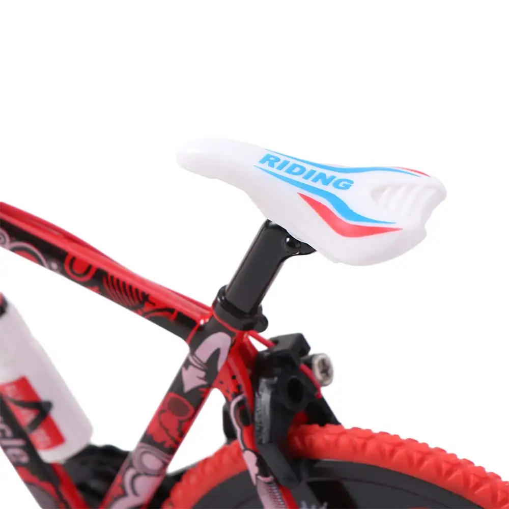 

1:8 Scale Bicycle Model TT Racing Road Mountain Finger Mini Bike Alloy Metal Home Decor Simulation Bike Collection