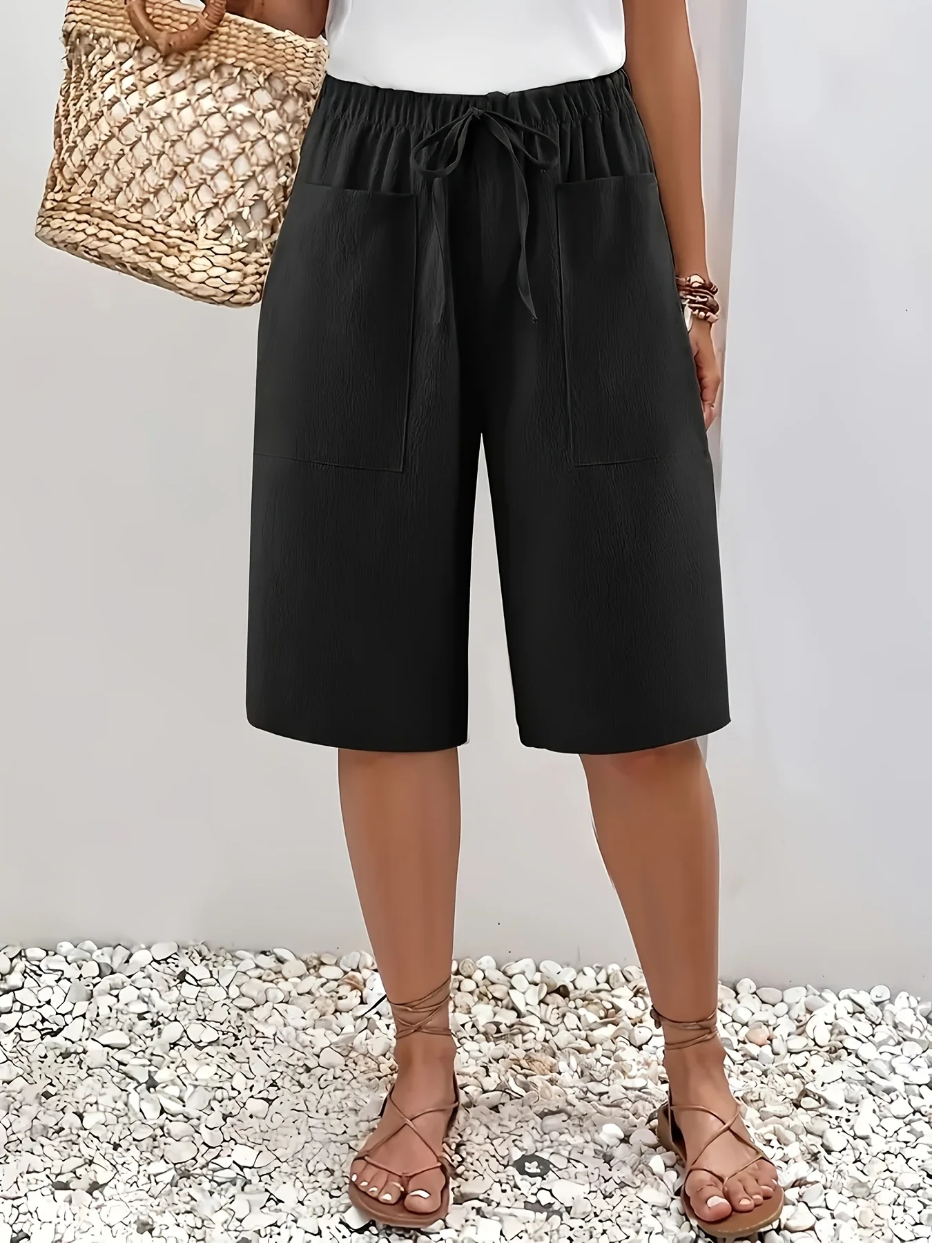 Women's Casual Fashion Solid Color Elastic Waist Shorts Imitation Rope Buckle Knee-Length Suitable for All Seasons