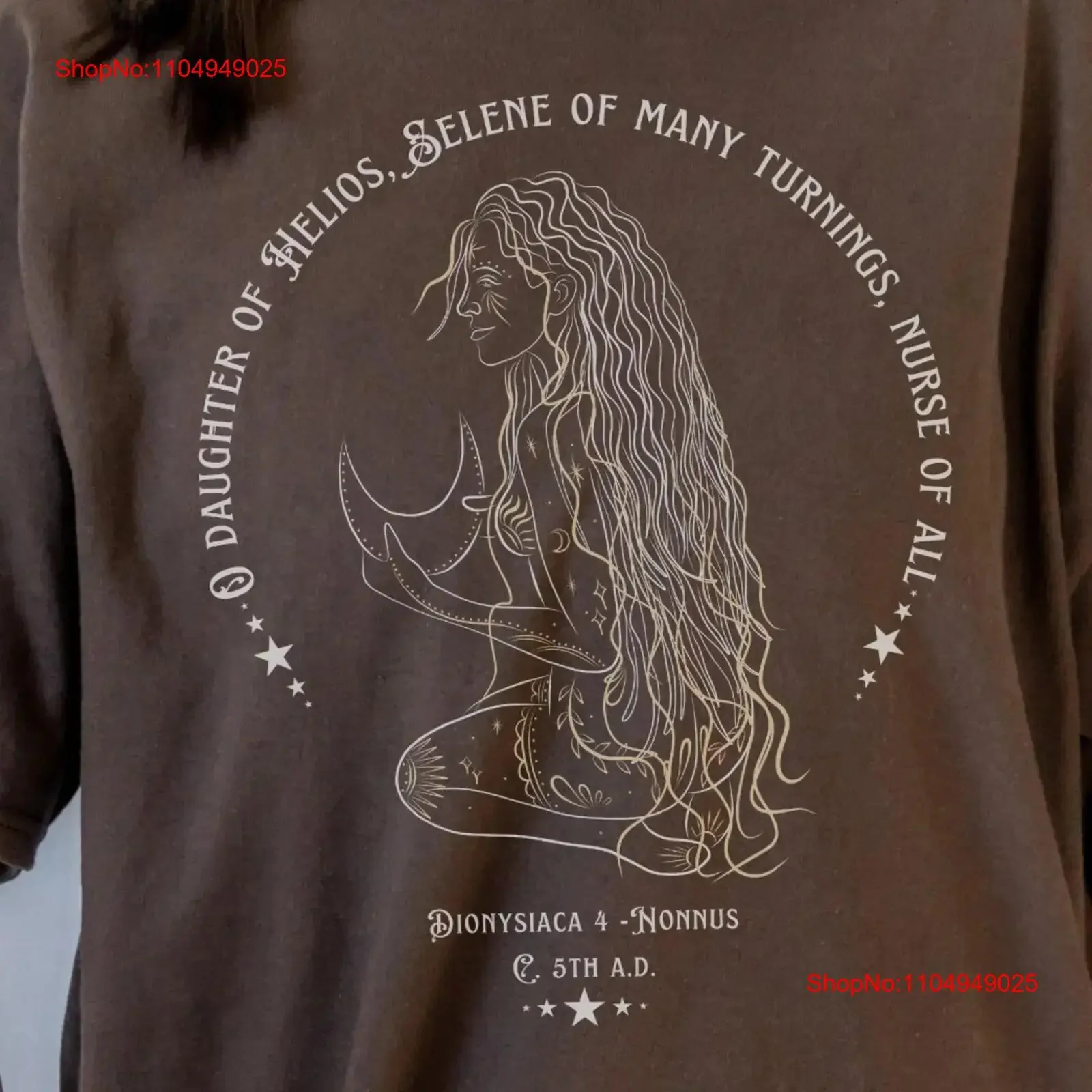 

Футболка Selene Moon Goddess, Гекат, греческая мифология, легкая академическая одежда, Гера, темная одежда с круглым вырезом, ведьма, книжная винтажная одежда