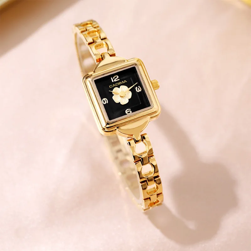 

2025 new European and American camellia women's watch niche fashion waterproof student simple quartz watch birthday gift