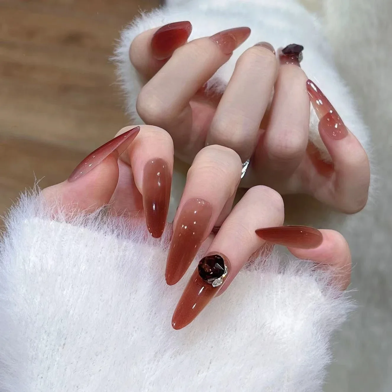 

24PCS Autumn Nude Gradient French False Nails Gradual Withered Rose Pile Drill Long Oval Fake Nails for Women Wearable Nail Tips