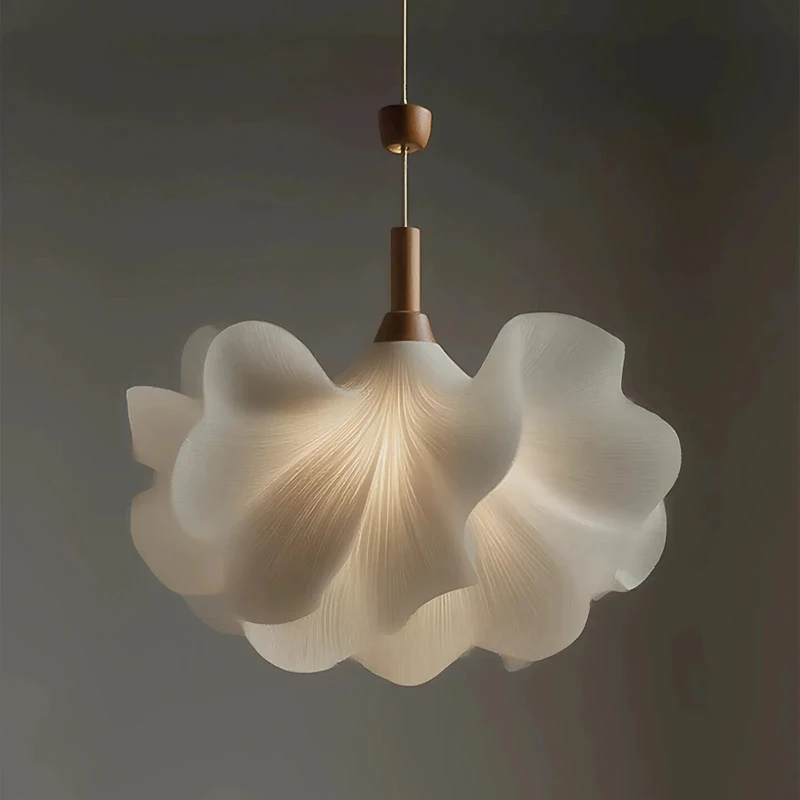 Vintage Ginkgo Leaf Glass Pendant Light Walnut Wood Decor Adjustable 150cm Chain Hanging Lamp Bedroom