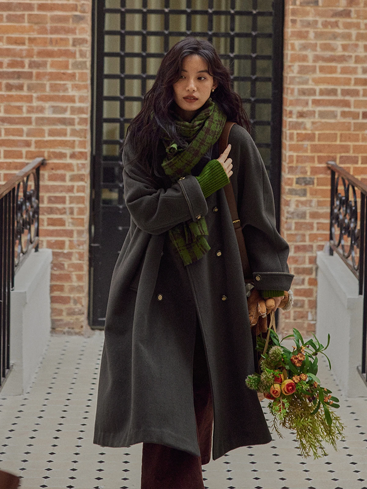 

Шерстяное длинное пальто Solighter с двубортным воротником, женское, свободного кроя, зимняя верхняя одежда в стиле ретро, утепленная куртка из овчины