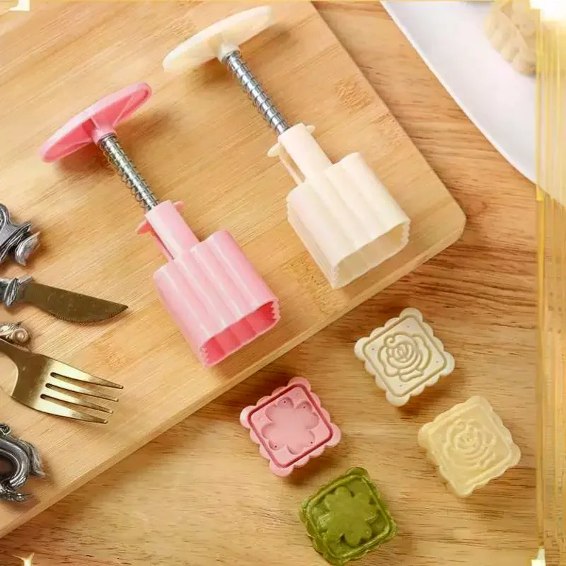 [MA]Flower Mooncake Mold Set 1 Mold 5 Stamps DIY Manual Flower Cookie Stamps Mooncake Maker Baking Tool Kitchenware Supplies[MA]