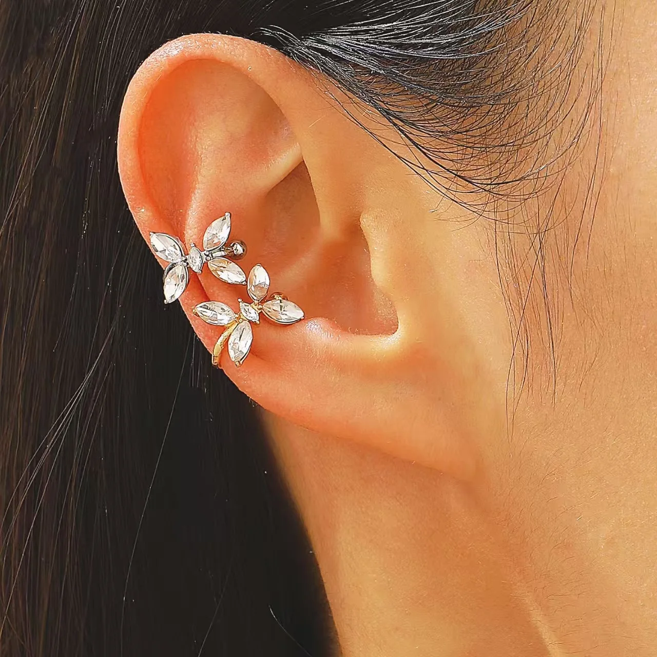 Korean Cute Zircon Butterfly Ear Clip Earrings For Women 2026 Trending Jewelry Ear Cuffs Without Hole Fake Piercing Earrings O74