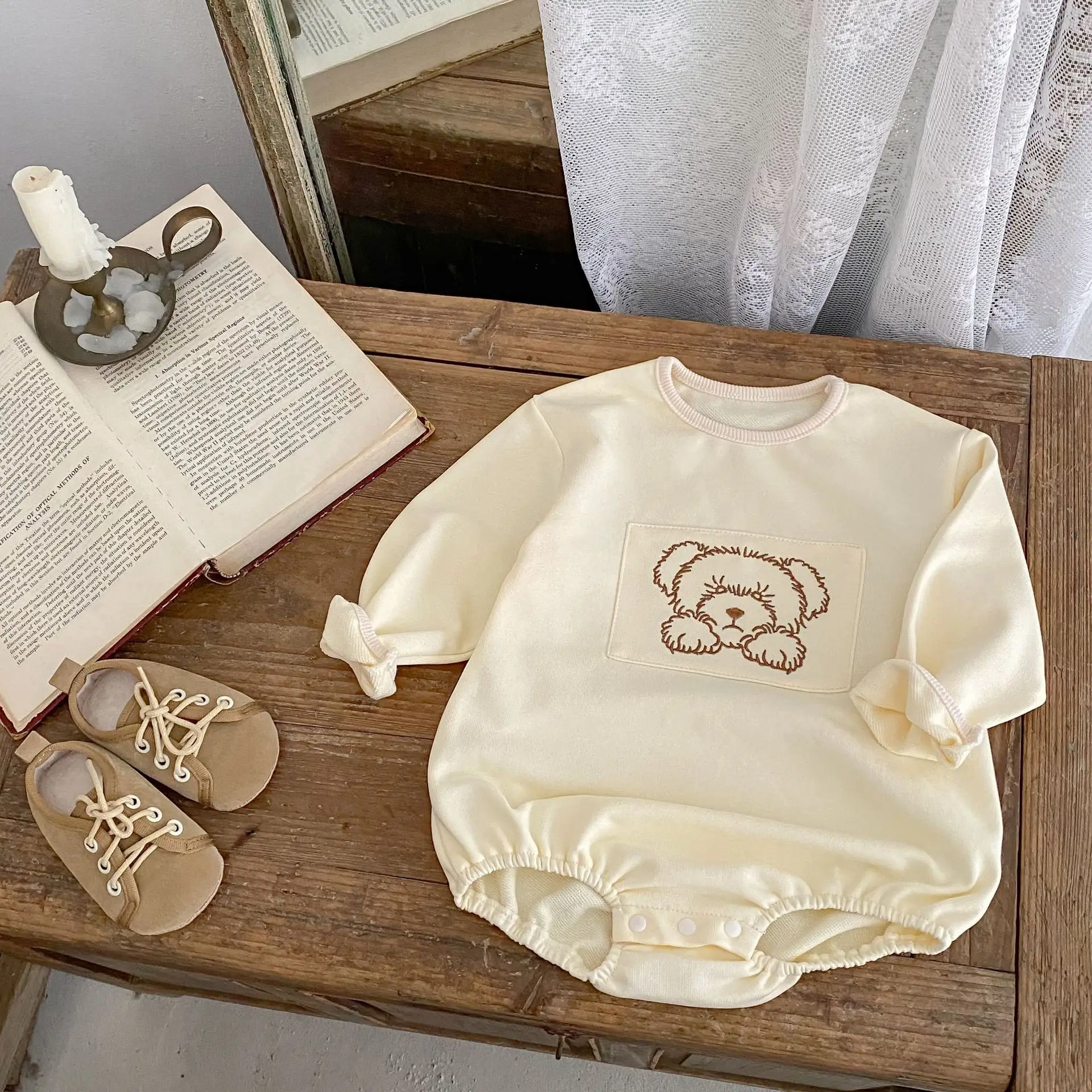 2025 Fall Baby Romper with Bear Embroidery Long Sleeve Round Neck Infant Jumpsuit for Newborn 0-24 Months Unisex Cute Bodysuit
