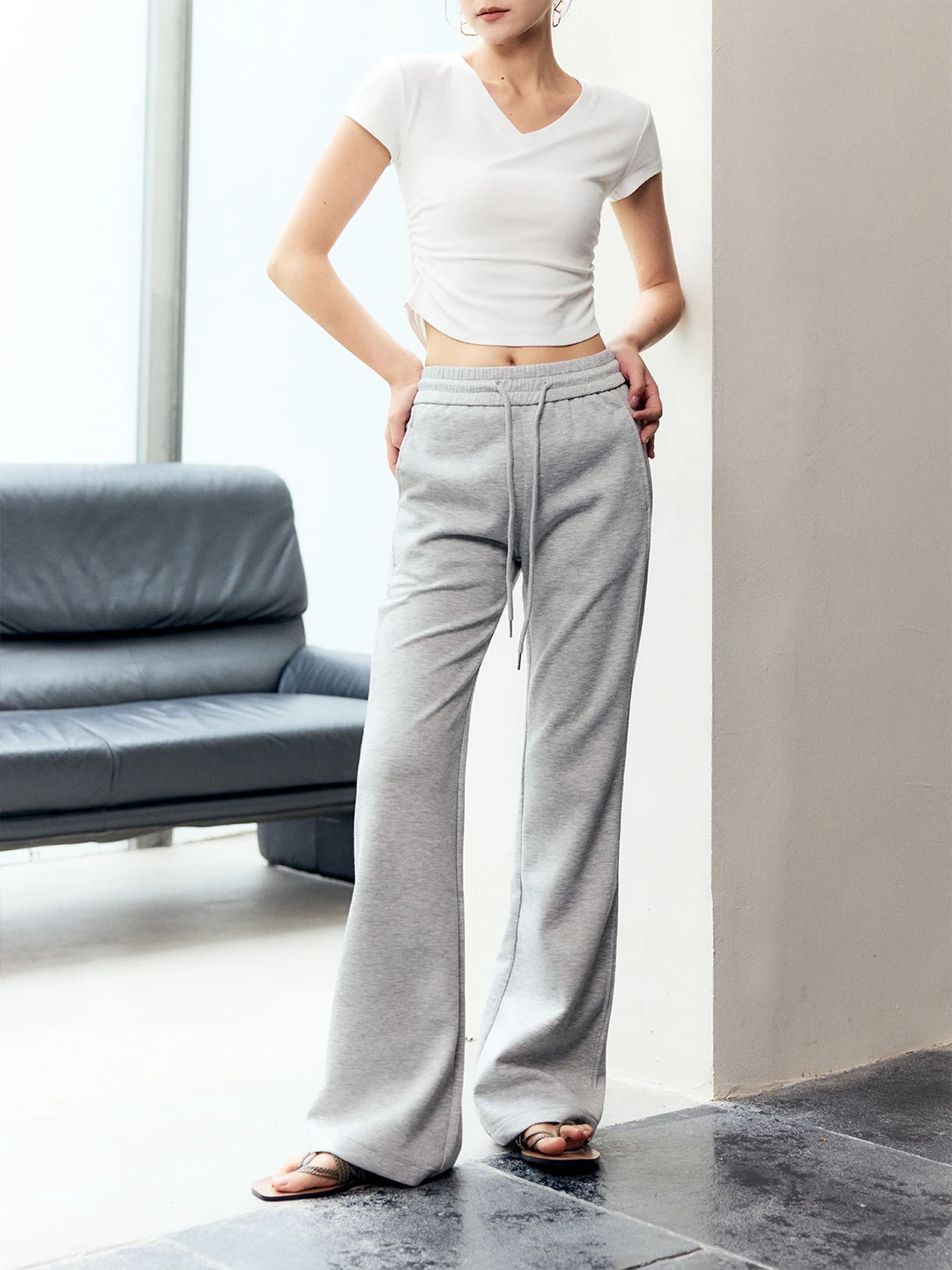 

Спортивные брюки ZOCHEEO с высокой талией, расклешенные, женские, повседневные, свободные, из смесового хлопка, с эластичным поясом, в корейском стиле