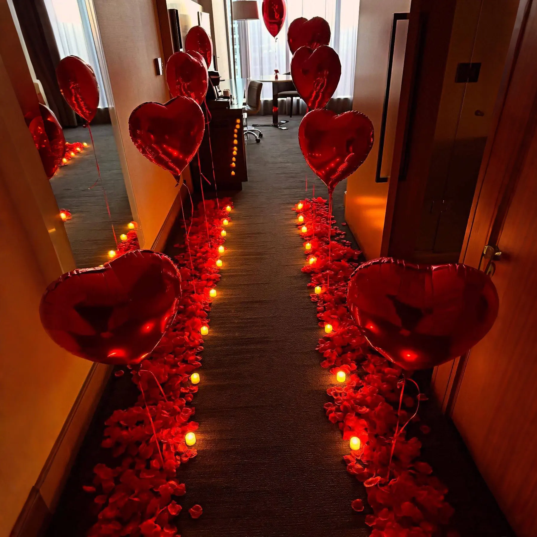 Goldenes „Ich Liebe Dich“-Ballon-Set mit Simulierten Blütenblättern, 32 Zoll Herzförmiger Ballon für Hochzeitsantrag, Geburtstagsdekoration – Detail 7
