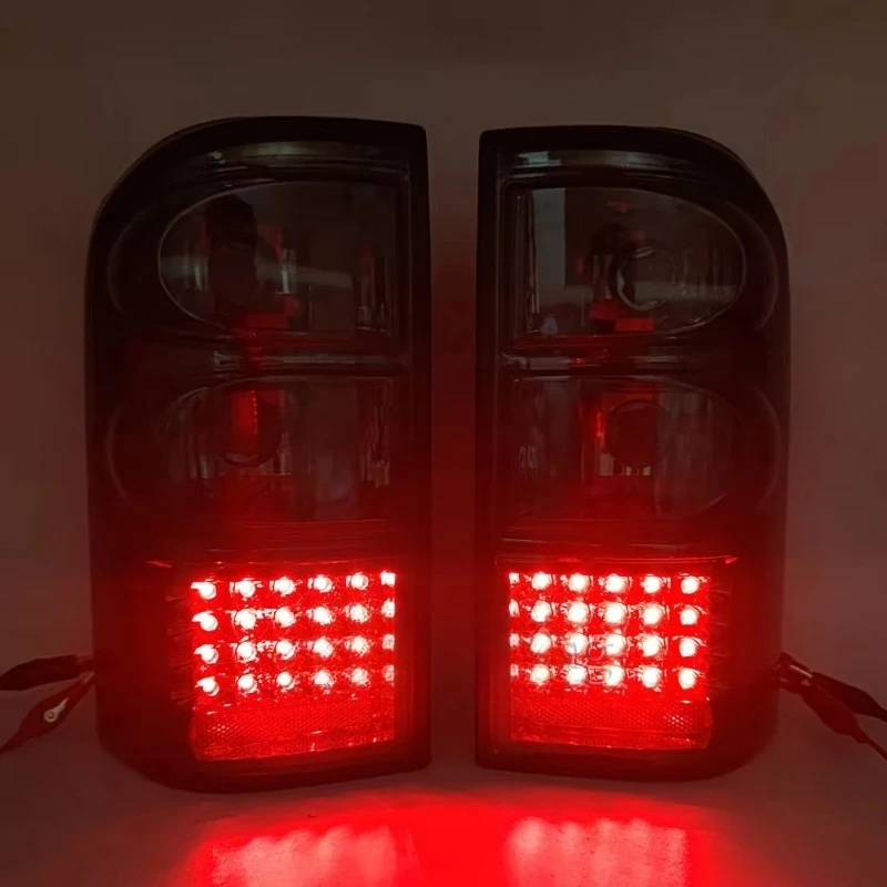 

LED Rear Tail Light For Nissan Patrol Y61 1997 1998 1999 2000 2001 2002 2003 2004 Stop Brake Lamp Fog Lamp Car Accessories