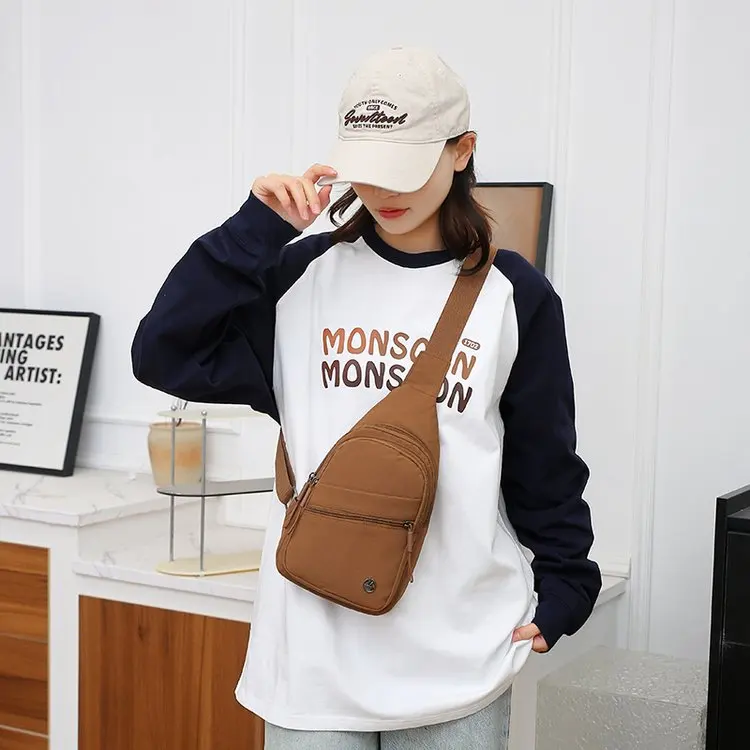Voir plus — Chest Bags
