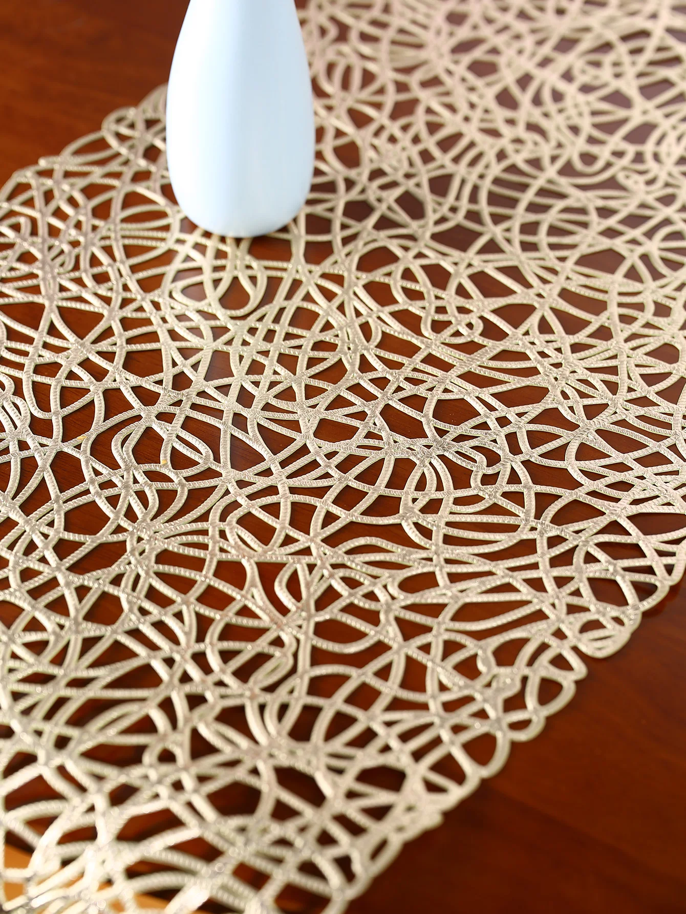 Thumbnail 3 - #82 Highest Rated Table Runners to Buy in 2026