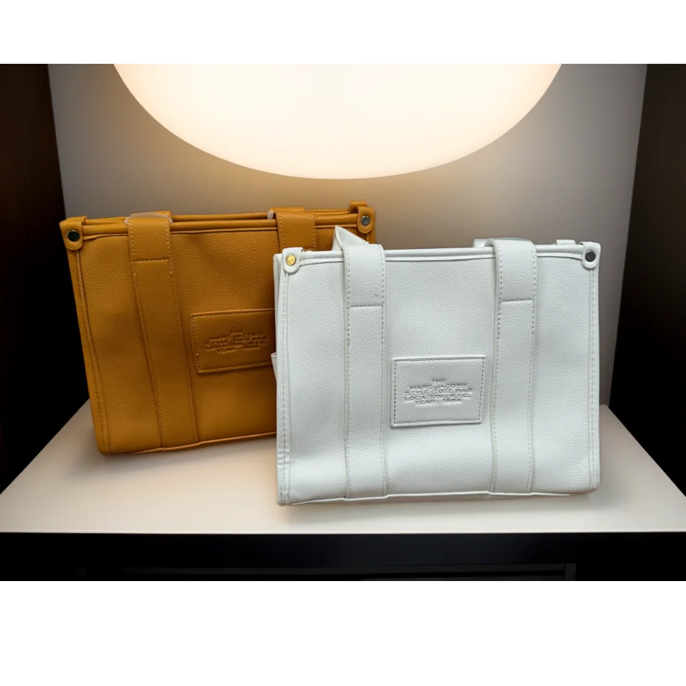 2025 Hot Women's Toteกระเป๋าหรูหราToteกระเป๋าผู้หญิงขนาดใหญ่ความจุแฟชั่นมือถือDiagonal Cross Bag