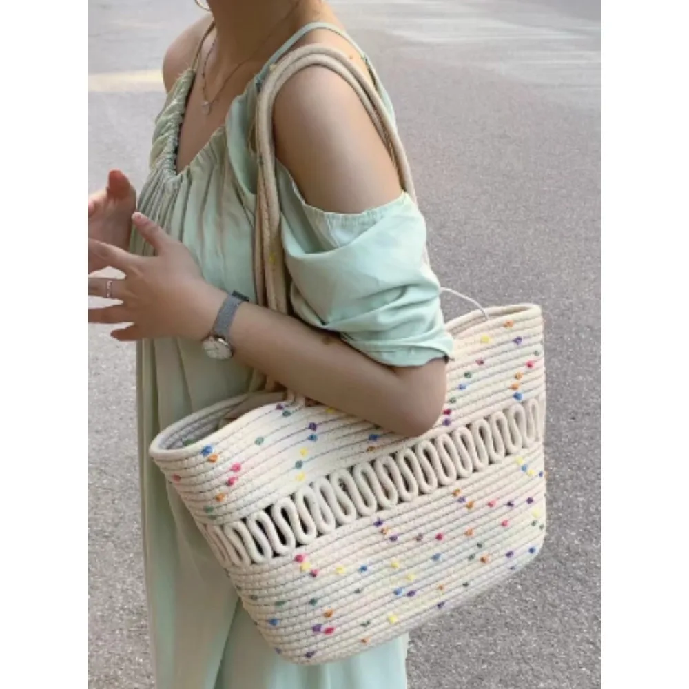 

Niche straw woven bag women's new cotton thread woven bag beach bag large capacity versatile shoulder bag basket bag