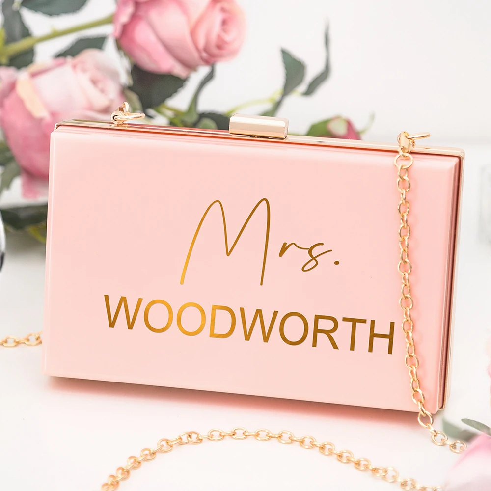 Personalized Acrylic Clutch Bag with Metal Chain Bridal Shower Party Bridesmaid Gifts Mrs Wedding Party Candy Color Clutch Purse