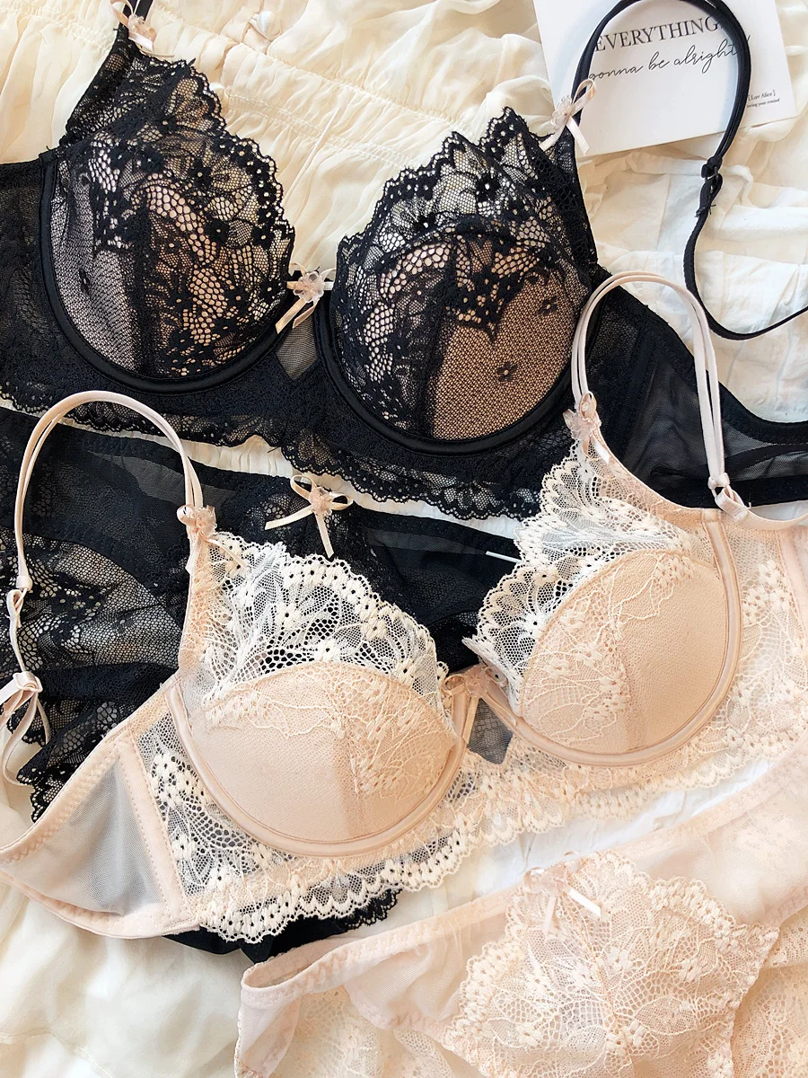 

Lace sexy lingerie hollow thin large breasts show small gathered underwear set of soft steel ring to collect vice breasts bra