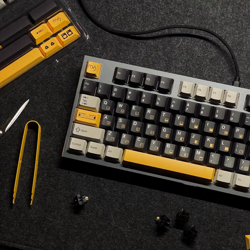 Domikey M-5 Theme Keycap Set 141key PBT Custom Retro Keyboard Cap Cherry Profile KeyCap for Mechanical Keyboard Accessories Gift