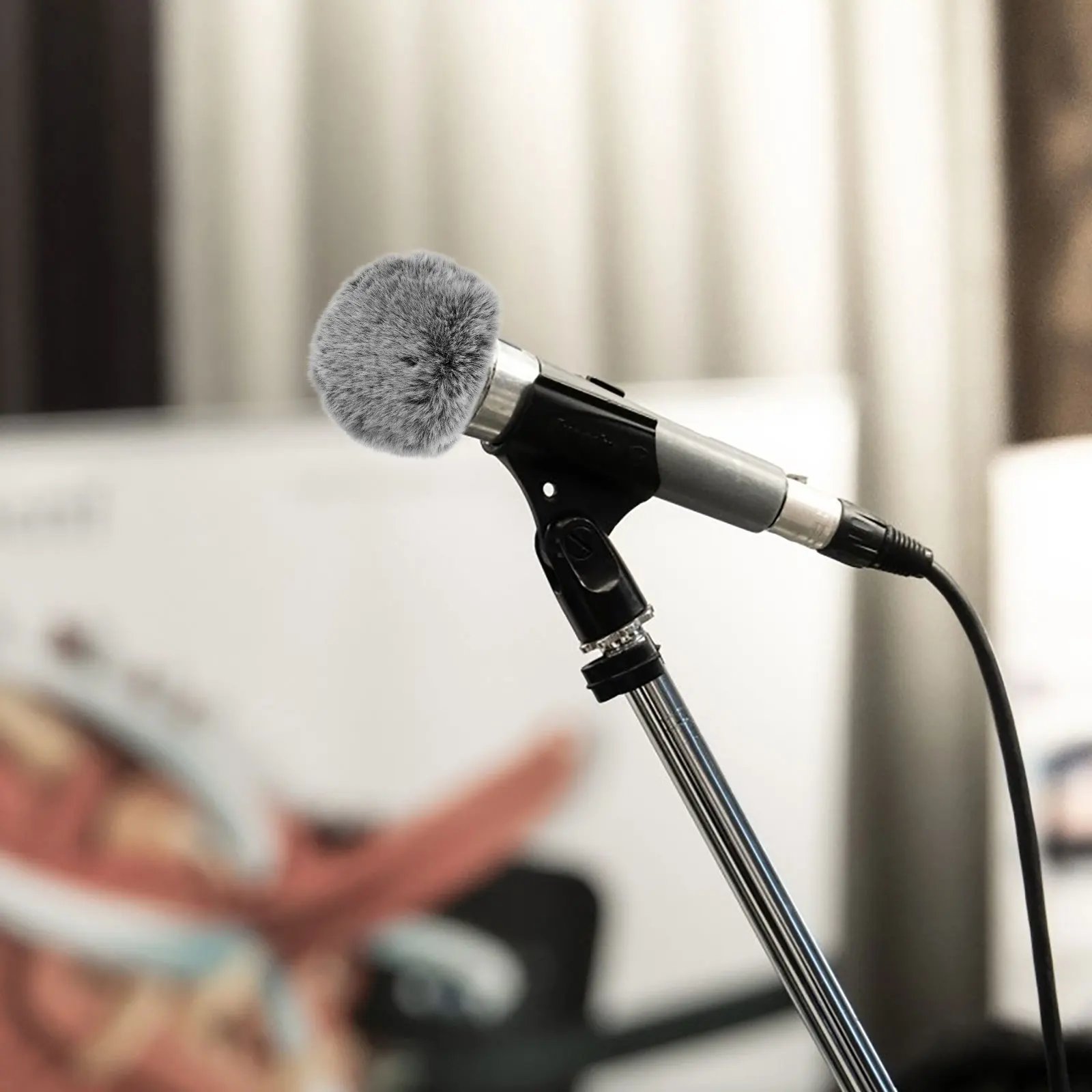 

Microphone Windscreen Muff Cover Soft Comfortable Wind Shield for Outdoor Noise Reduction Mic Cover Fur Pop Filter