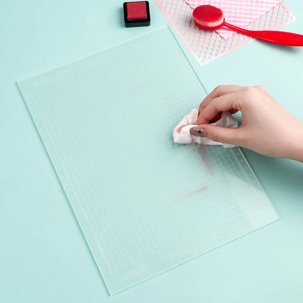 

Clear Photopolymer Sticky Mat A4 Size Reusable Anti-Slip Grip Pad with Grid for Diy Stencil Stamp Paper Card Craft Projects