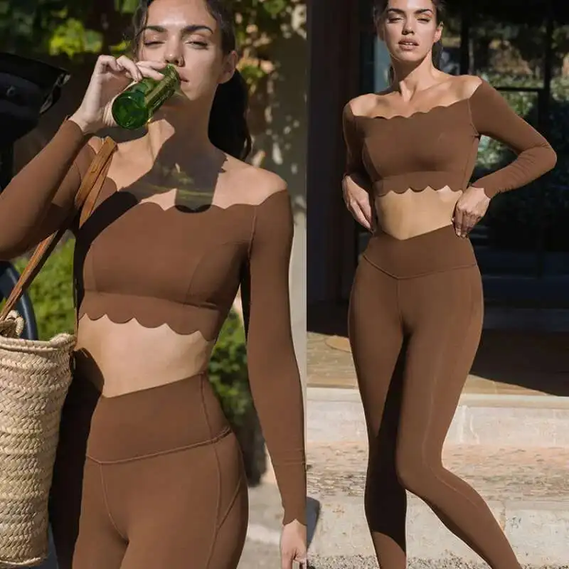 PMWRUN 2025 Conchiglia con spalle scoperte Yoga Manica lunga Sport per le donne Top da palestra in pizzo con pettorali Top Dimagrante Allenamento Activewear