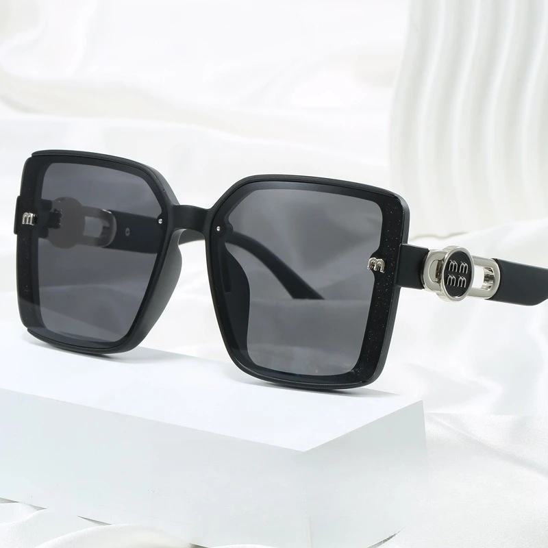 

​​2025 M Letter Decor Sunglasses Women, Polarized UV400 Luxury Retro Street Style, Viral Instagram Fashion​​