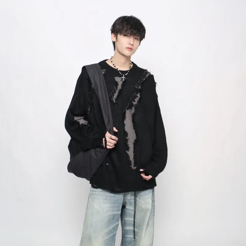 เสื้อสเวตเตอร์สไตล์อเมริกันแนวสตรีท ดีไซน์ขาดๆ แต่งผ้าปะติด สำหรับผู้ชาย ขอบรุ่ย ดีไซน์ฤดูใบไม้ร่วง-ฤดูหนาว แฟชั่นคู่รัก รุ่น 21156