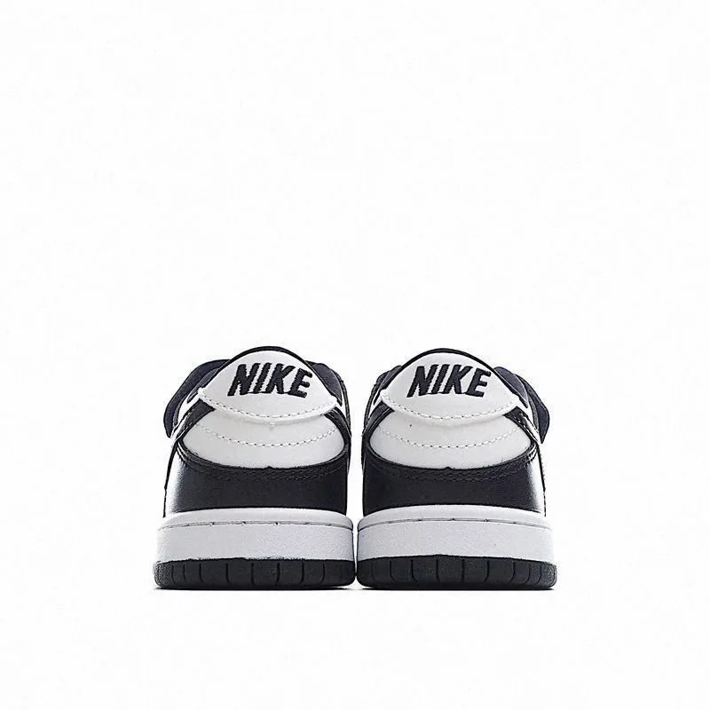 Nike Dunk Retro Kids Skateboarding Shoes Anti-Slip Wearable Low Top Kids Sneakers Black & White for Kids