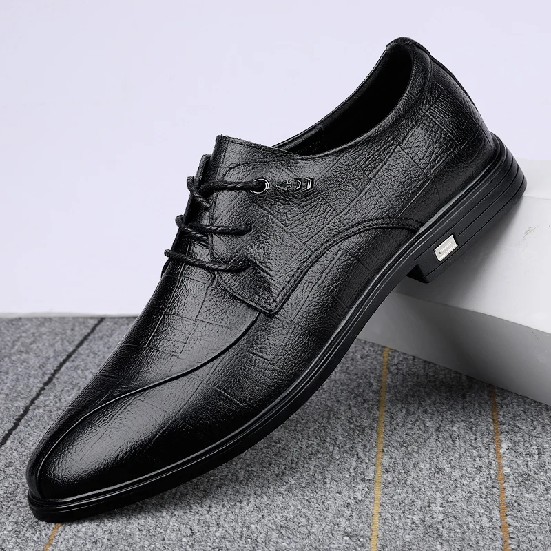 Designer Brand Black Leather Shoes for Men Wed Dress Shoe Lace Up Casual Business Oxfords Point Toe Office Formal Shoes for Male