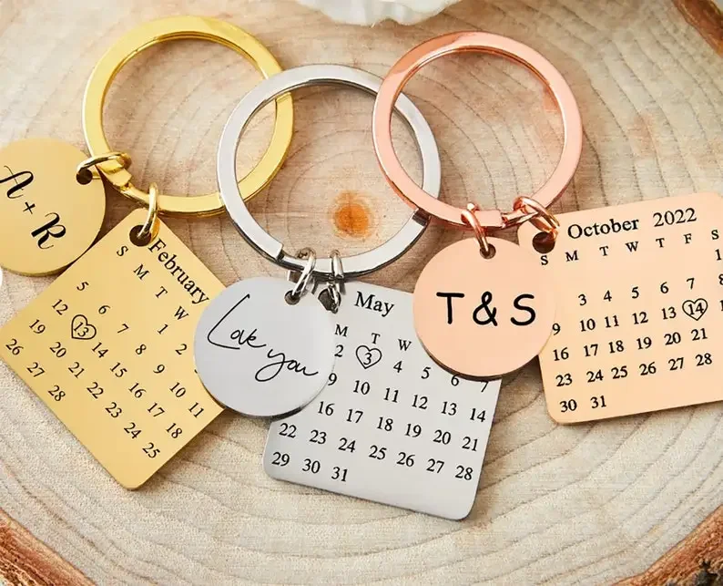 커플용 맞춤형 스테인리스 스틸 달력 키체인, 특별한 데이트용 각인 열쇠 고리, 기념일 가족 선물 2025