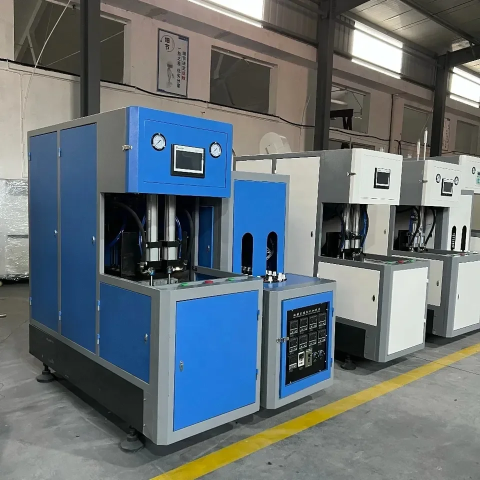 Energy Saving Semi Auto 2 Cavity PET Stretch Blow Molding Machine 1800 BPH 38mm Neck PLC Motor Bearing Soplador PET