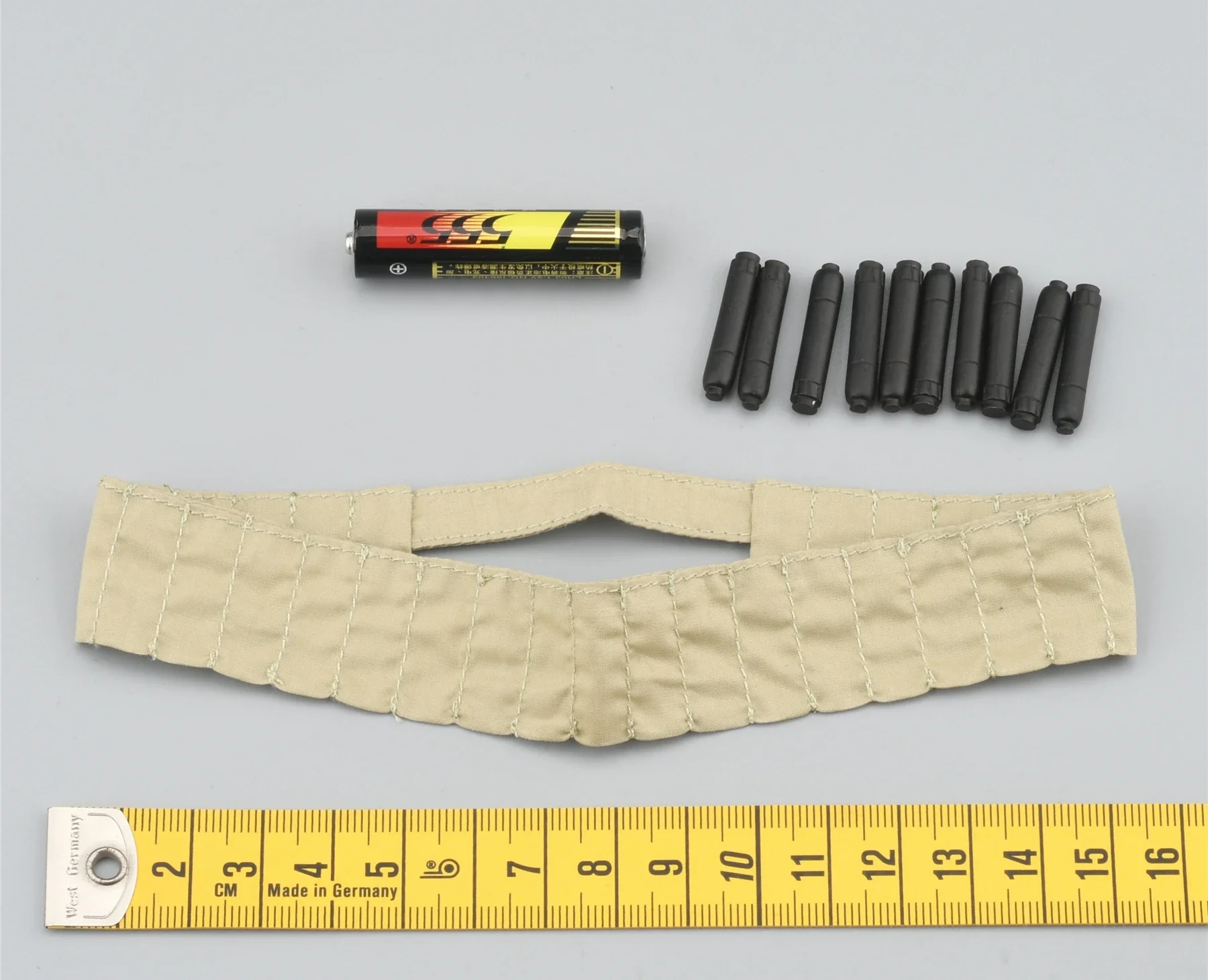 1/6 Scale UD9016 Soldier Ammunition Bag Model  for 12