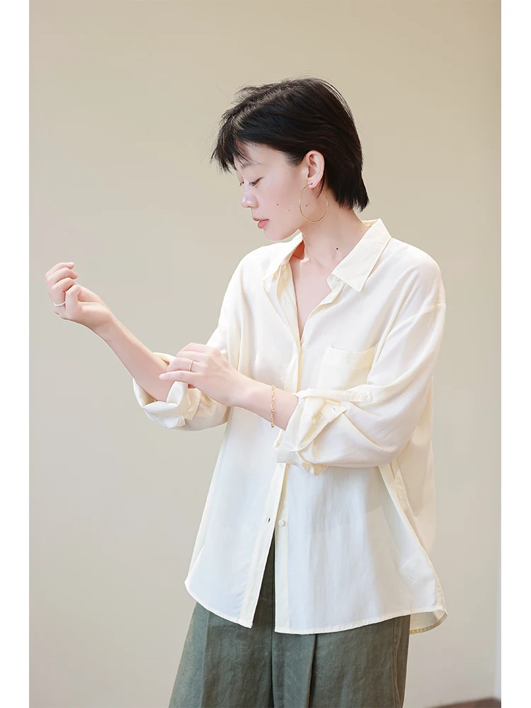 

Comfortable Long Sve Women's irt Modal Lyocell Sunscreen Air Conditioning irt Gentle Sle Loose Fit Button Design