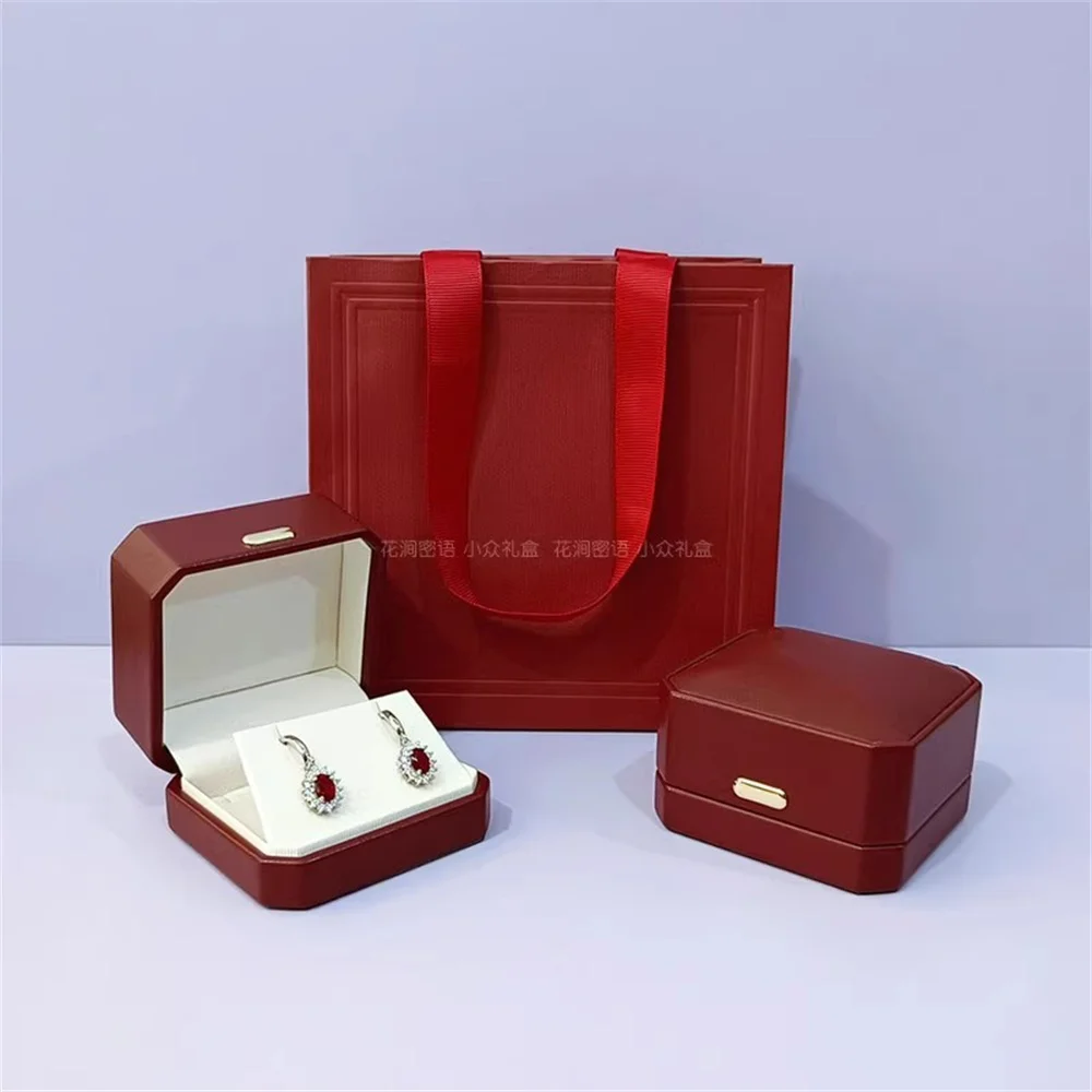 

Ретро-держатель для колец, красное бархатное ожерелье, коробка для хранения ювелирных изделий, подарочная коробка, текстурированная кожаная коробка высокой плотности для путешествий, моментов