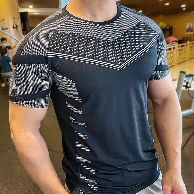 Men Fitness Training T-shirt Running Elastic Short Sleeve Shirts Quick Dry Tops 2023 Summer Casual Sports Tees Man Gym Clothing