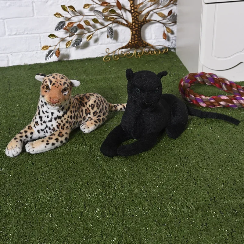 [Funny] Large 90cm Leopard Panther Stuffed Plush doll toy simulation animal prone Panthera pardus model kids child best gift