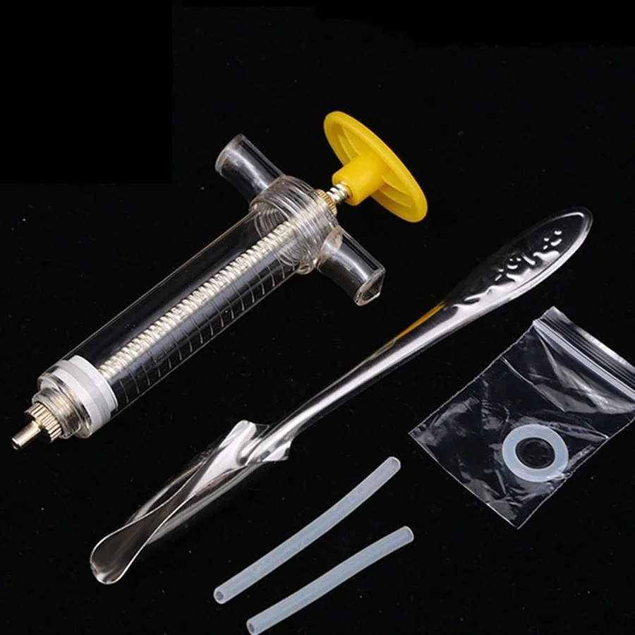 1pc Parrot Juvenile Plastic Feeding Device Hand held Parrot Needle Feeding Device