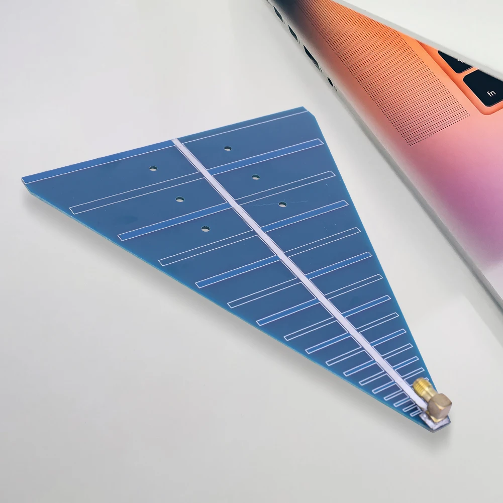 800M-6G Wideband Antenna 5W Directional Antenna 28 Degree Angle RF Broadband Aerial Wideband Frequency Board